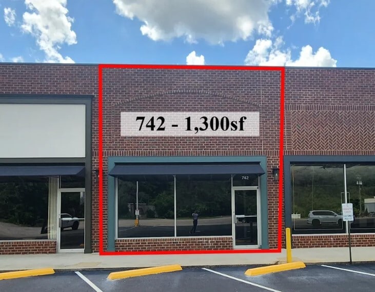 770 Shades Mountain Plz, Hoover, AL for lease Building Photo- Image 1 of 1