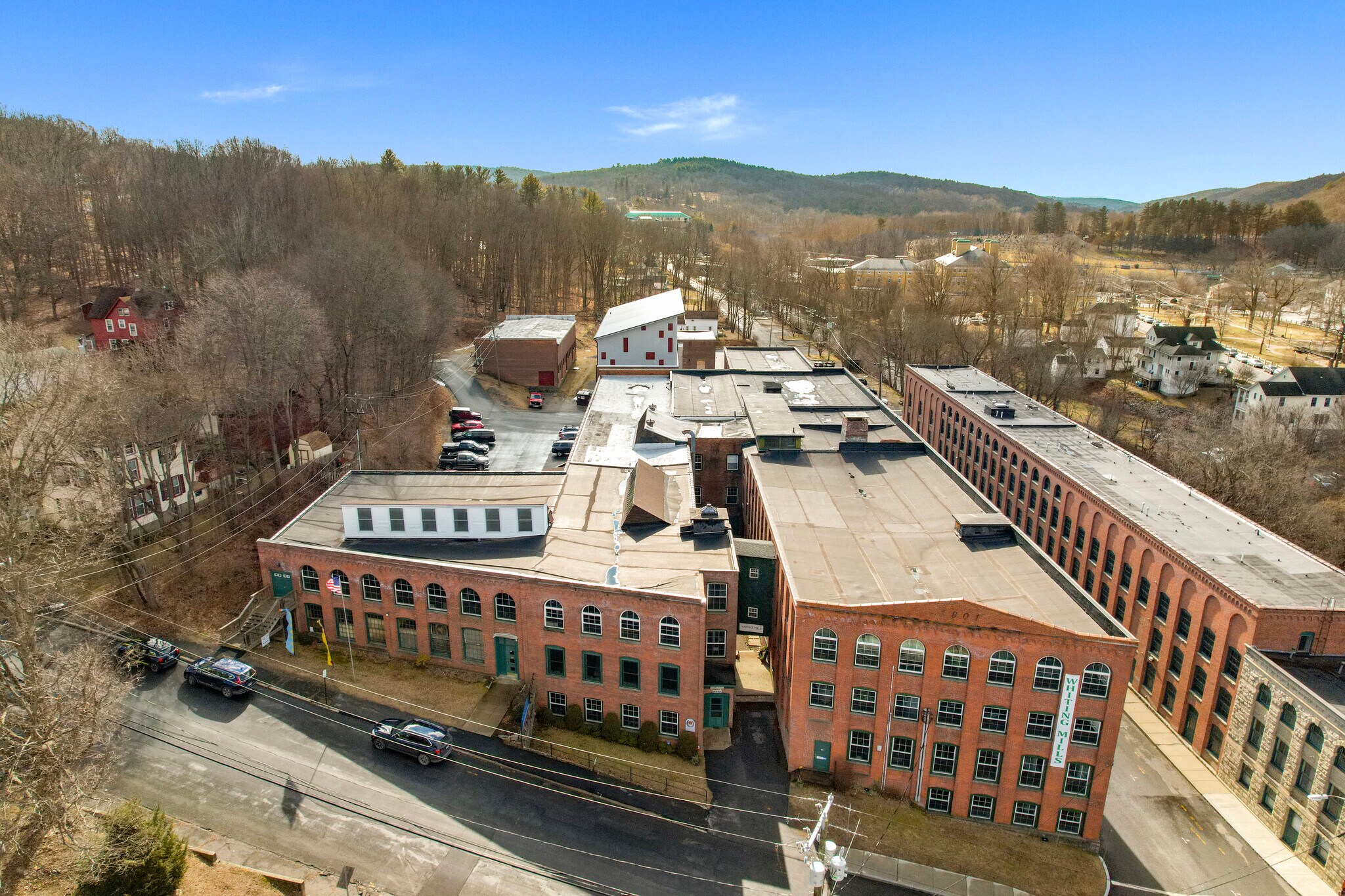 210 Holabird Ave, Winsted, CT 06098 Whiting Mills