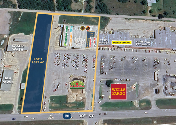 534-540 10th St, Floresville, TX for lease - Building Photo - Image 3 of 6