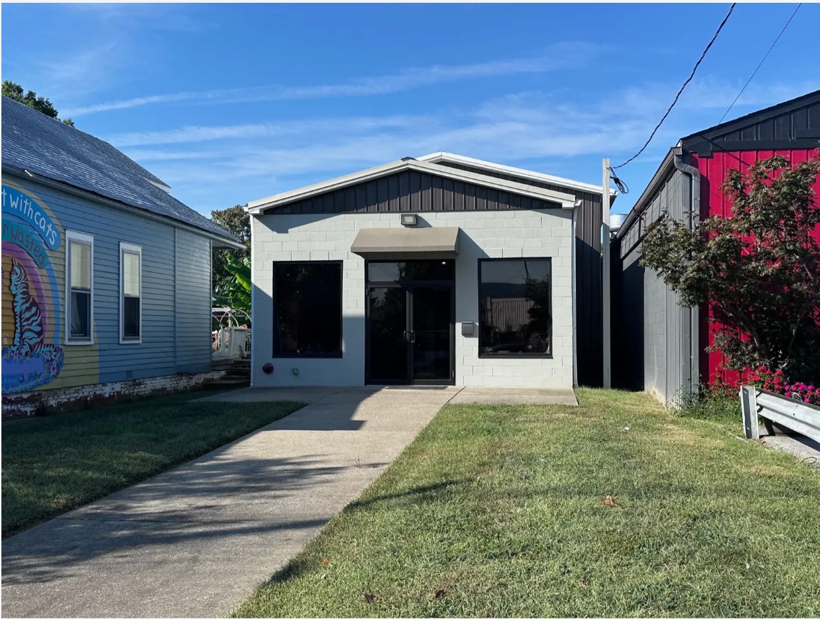 2228 Dundee Rd, Louisville, KY for sale Building Photo- Image 1 of 8