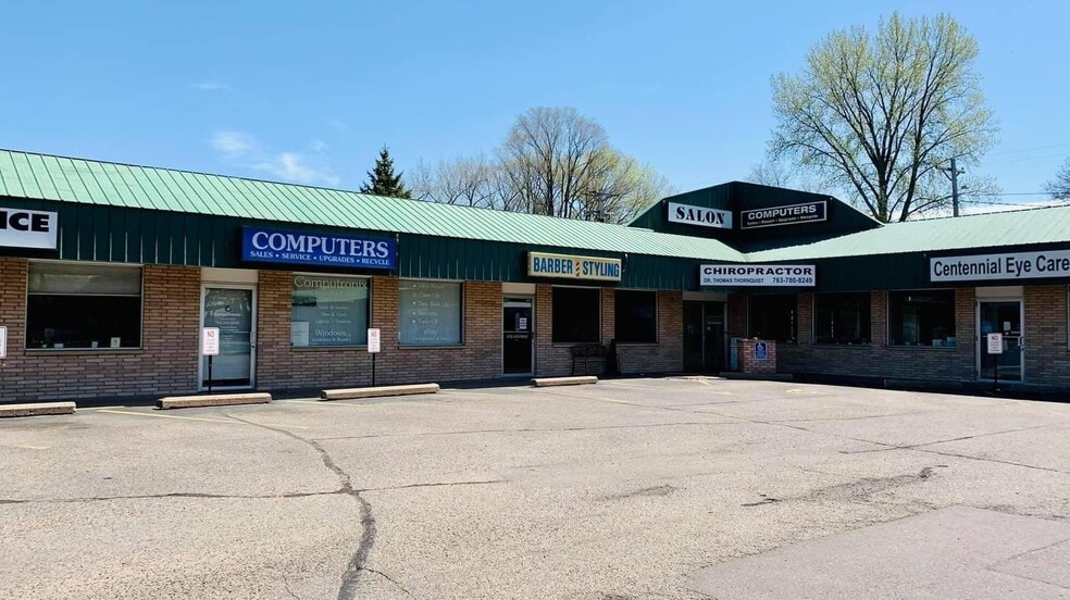 9201-9205 N Lexington Ave, Circle Pines, MN for lease - Building Photo - Image 1 of 16