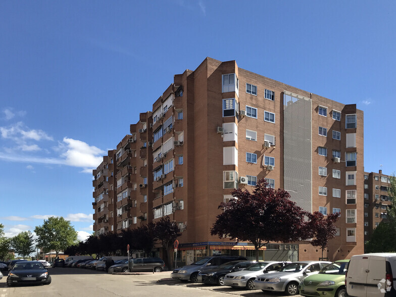 Calle Vitoria, 6, Fuenlabrada, Madrid for lease - Primary Photo - Image 1 of 2