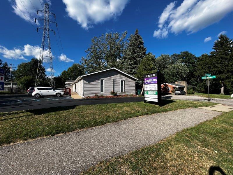 2520 Packard Rd, Ypsilanti, MI for sale Building Photo- Image 1 of 1