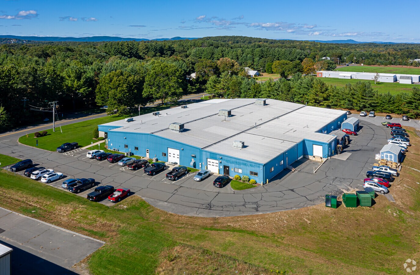 10 Hudson Dr, Southwick, MA 01077