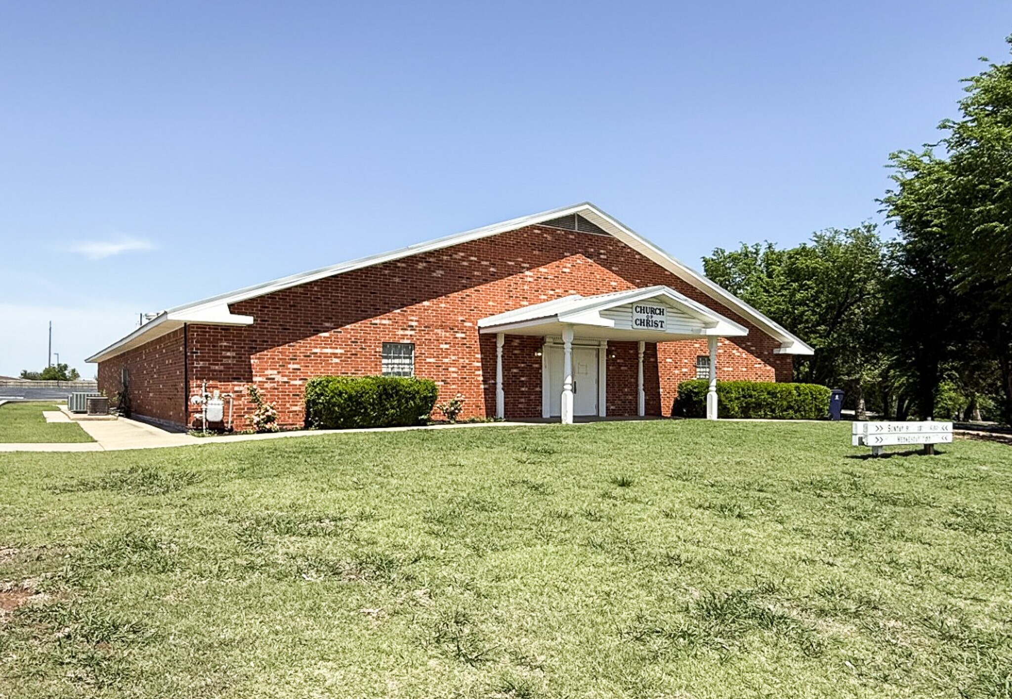1017 SW 84th St, Oklahoma City, OK for sale Primary Photo- Image 1 of 5