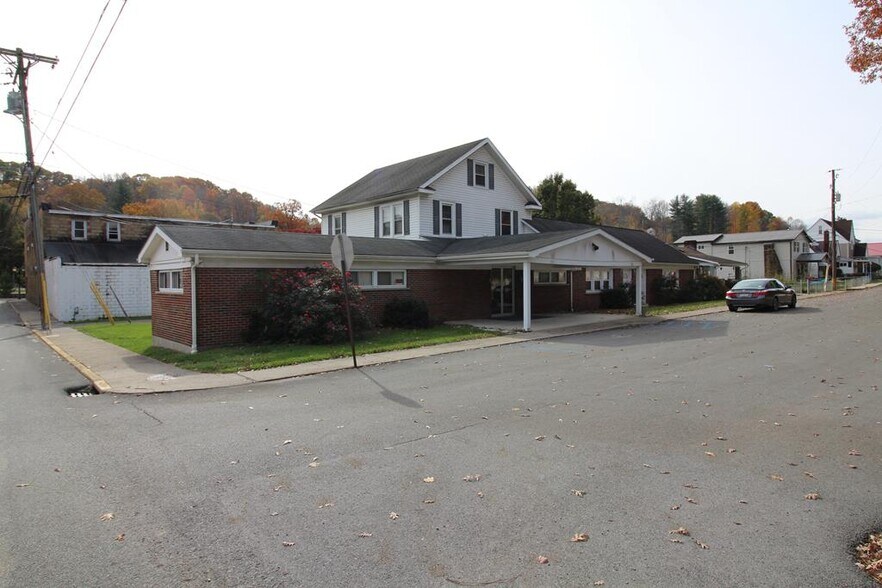 101 First, Sophia, WV 25921