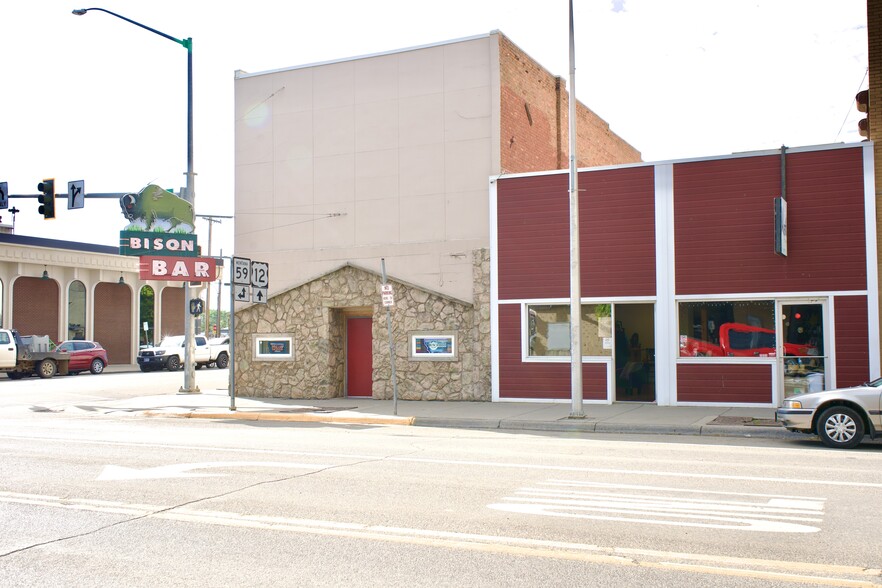 616-618 Main St, Miles City, MT for sale - Building Photo - Image 1 of 11