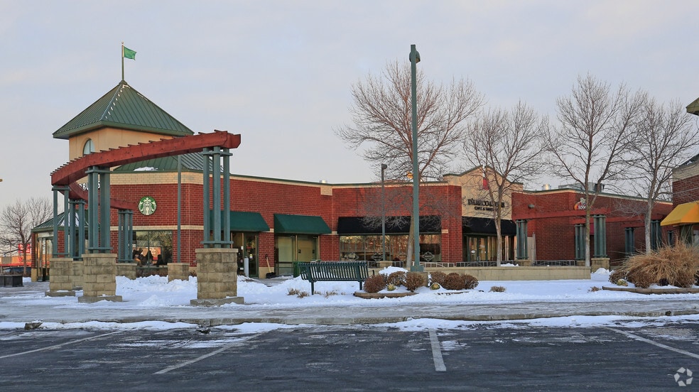 7700-7812 W Highway 55, Golden Valley, MN for lease - Building Photo - Image 3 of 4