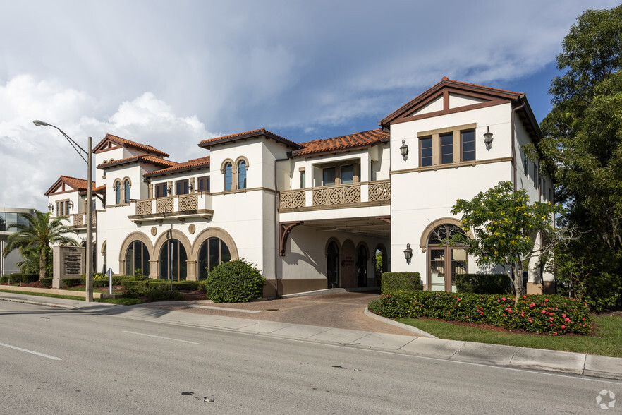 1350 Tamiami Trl N, Naples, FL for sale - Primary Photo - Image 1 of 1