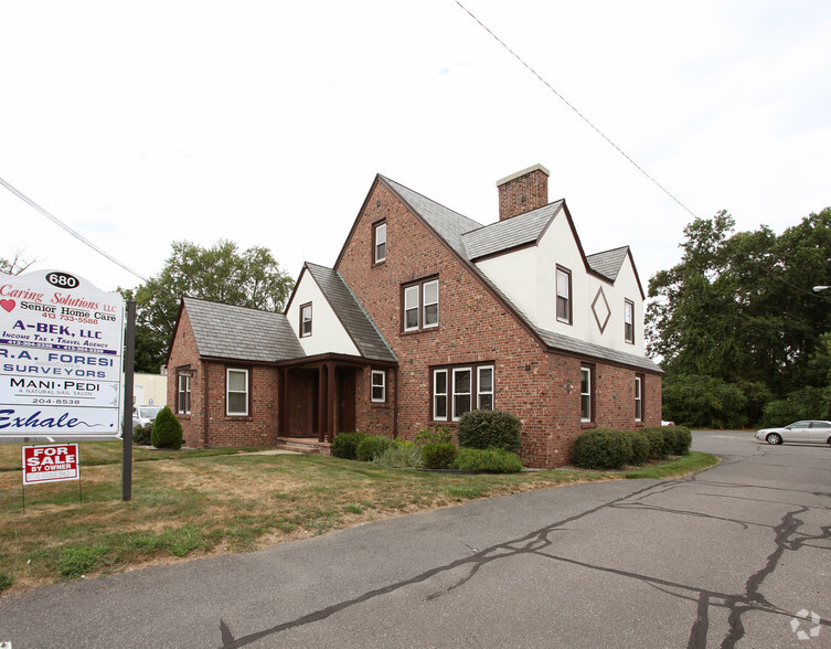 680 Westfield St, West Springfield, MA for sale - Primary Photo - Image 1 of 1