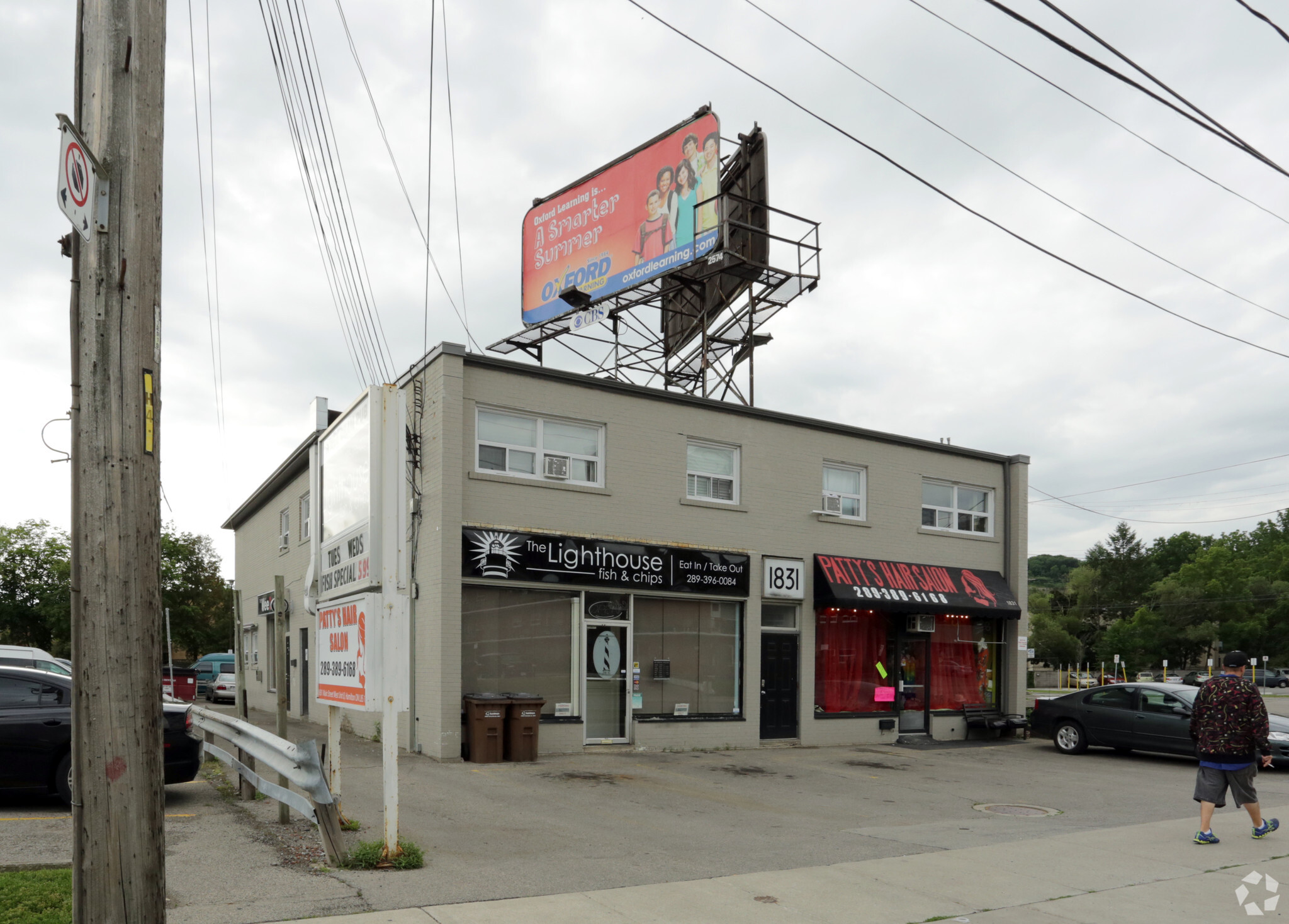 1831 Main St W, Hamilton, ON for lease Primary Photo- Image 1 of 3