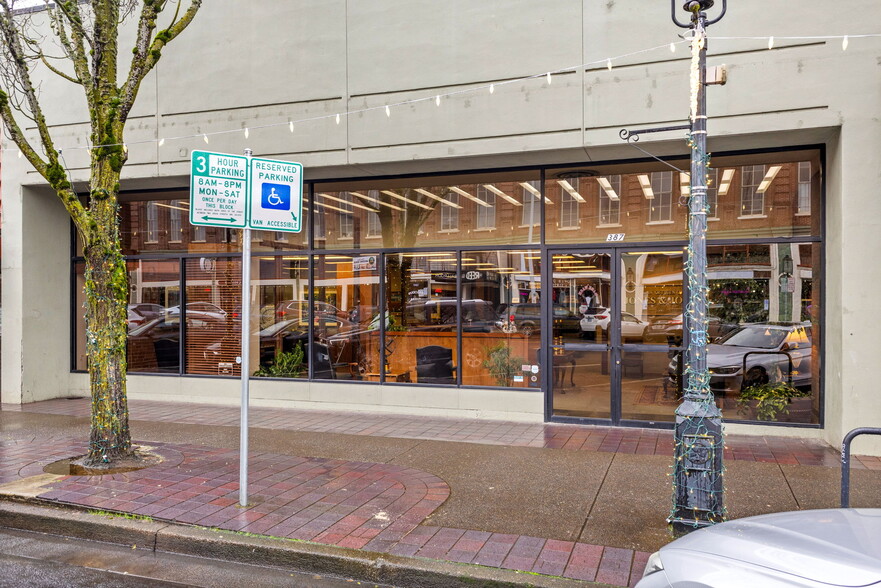 387 Court St NE, Salem, OR for sale - Building Photo - Image 2 of 27