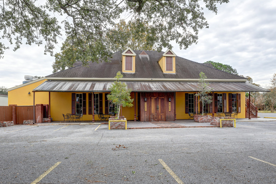 507 Pinhook Rd, Lafayette, LA for sale - Building Photo - Image 1 of 1