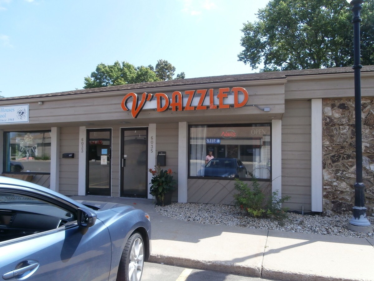 61016115 Odana Rd, Madison, WI 53719