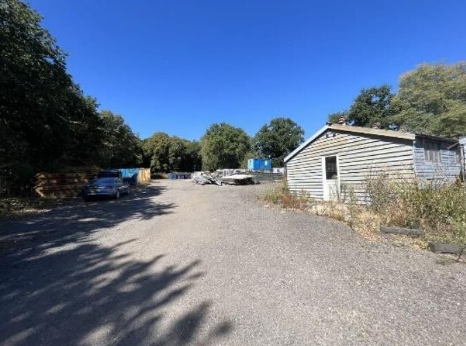 26 Reigate Rd, Horley, RH6 0HJ