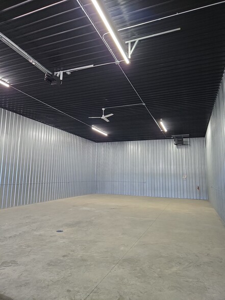 47795 Van Donge St, Sioux Falls, SD for sale - Building Photo - Image 2 of 12