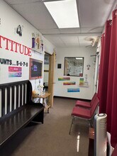 696 Amity Rd, Bethany, CT for lease Interior Photo- Image 2 of 16