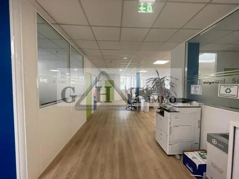 Industrial in Lognes for lease - Interior Photo - Image 2 of 17