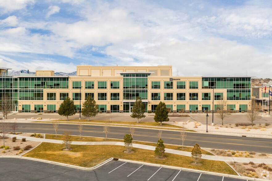 7158 S FLSmidth Dr W, Midvale, UT for lease - Building Photo - Image 3 of 4