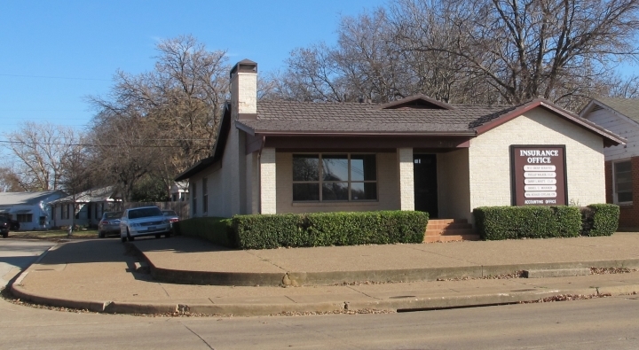 3701 S University, Fort Worth, TX for sale - Primary Photo - Image 1 of 28