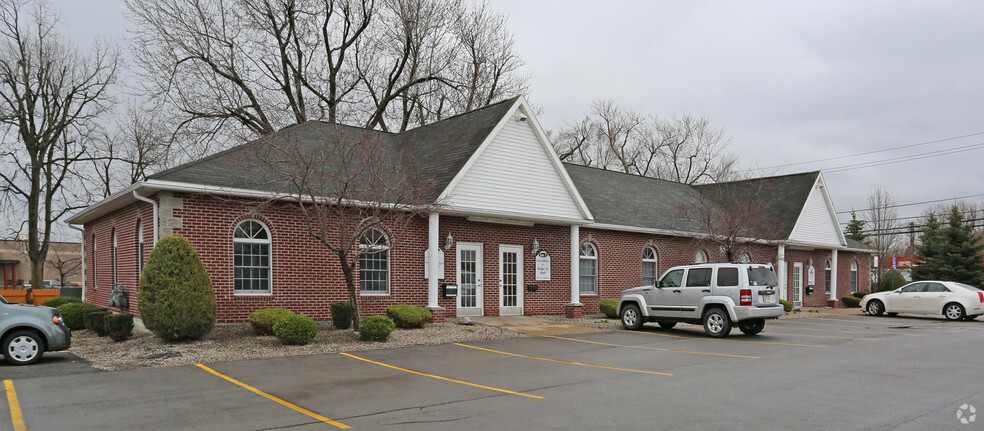 8616 Main St, Williamsville, NY for sale - Primary Photo - Image 1 of 1