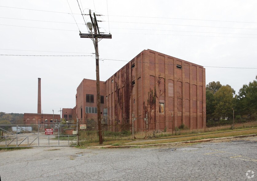 240 Park Rd, Inman, SC for sale - Primary Photo - Image 1 of 1