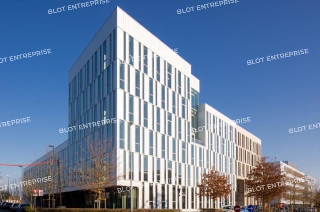 Office in Cesson-Sévigné for lease Building Photo- Image 1 of 7