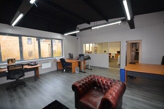 Bristol Way, Slough for lease Interior Photo- Image 1 of 2