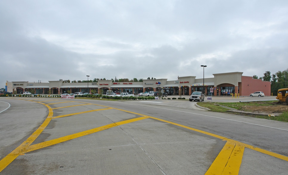 4800 Hwy 365, Port Arthur, TX for lease - Building Photo - Image 2 of 3