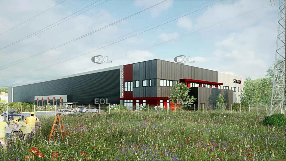 Industrial in Saint-Quentin-Fallavier for lease - Building Photo - Image 1 of 4