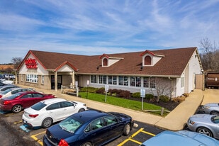 Golden Corral - Bar