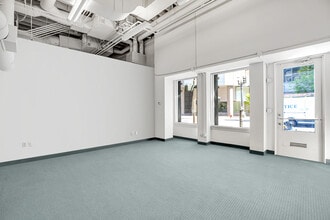 838 SW 1st Ave, Portland, OR for lease Interior Photo- Image 2 of 8