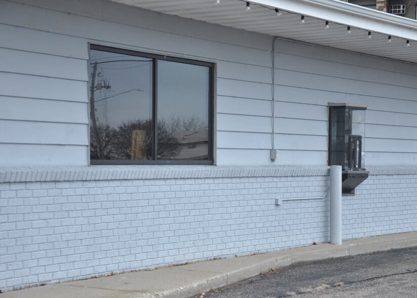 1549 E Broadway St, Monticello, MN for lease - Building Photo - Image 1 of 16