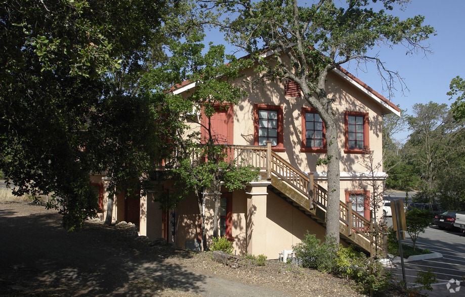 818 Grayson St, Pleasant Hill, CA for lease - Building Photo - Image 2 of 4