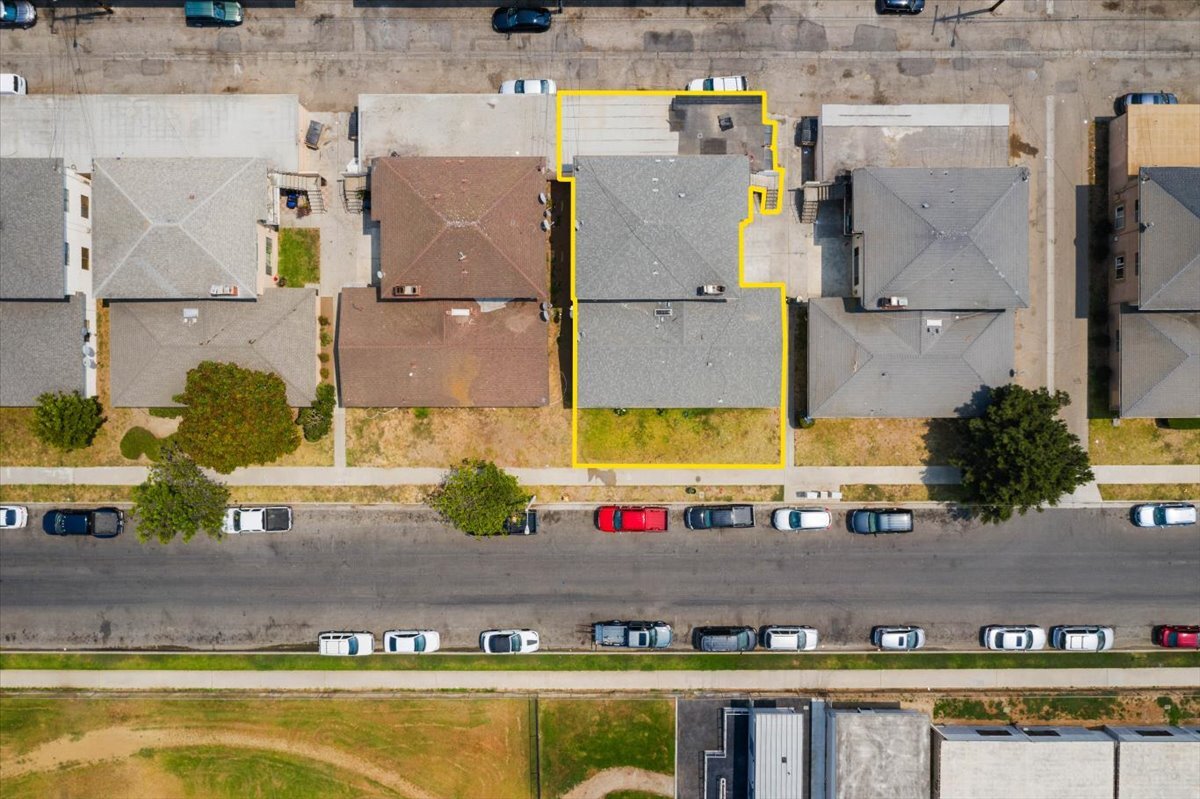 4600 Cloyne St, Oxnard, CA 93033