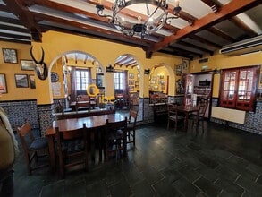 Retail in Illescas, Toledo for lease Interior Photo- Image 2 of 6