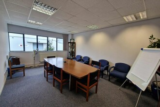 Armstrong Rd, Basingstoke for lease Interior Photo- Image 1 of 1