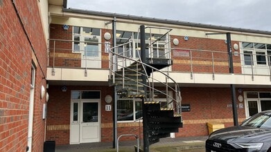 9-28 Athena Ct, Warwick for lease Building Photo- Image 2 of 6