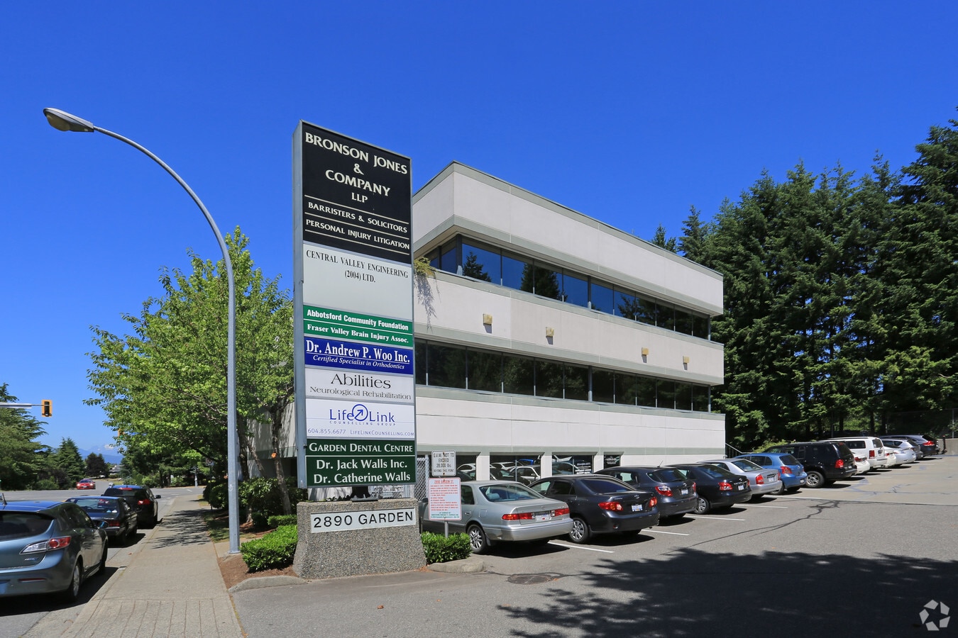 2890 Garden St, Abbotsford, BC V2T 4W7