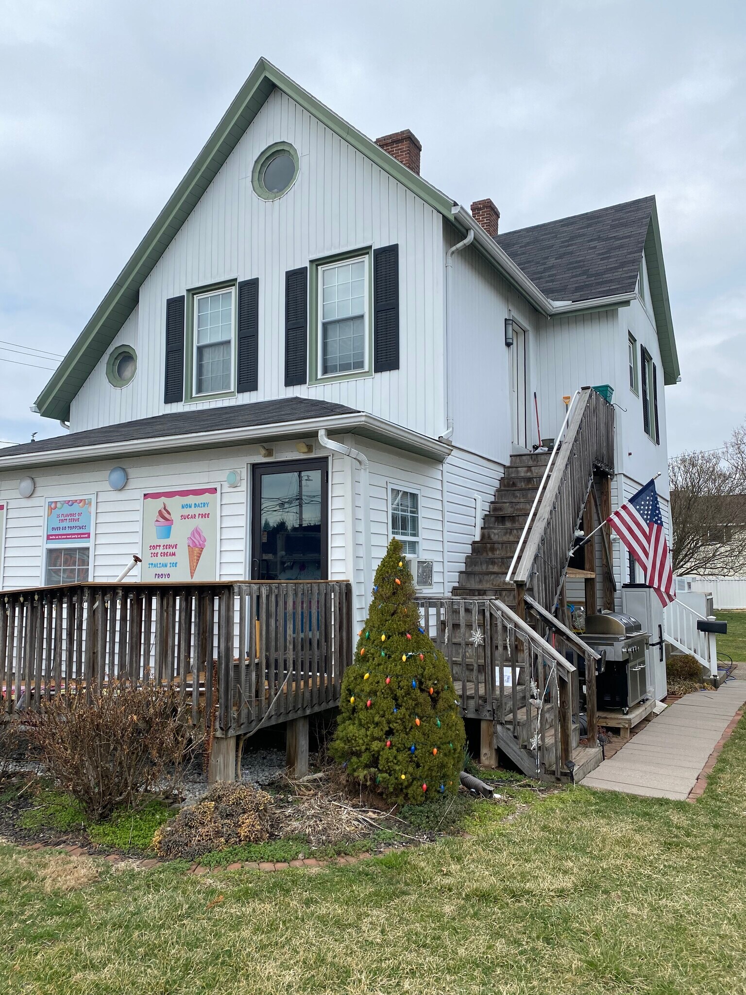 400 E Main St, Hummelstown, PA 17036 Mixed UseEast Main St