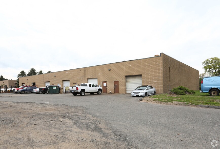 23 Old Windsor Rd, Bloomfield, CT 06002 Flex for Lease