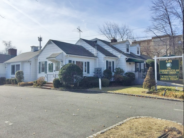 649 Morris Ave, Springfield, NJ for lease - Building Photo - Image 3 of 3