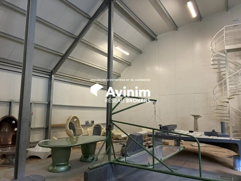 Industrial in Gémenos for lease - Interior Photo - Image 2 of 4