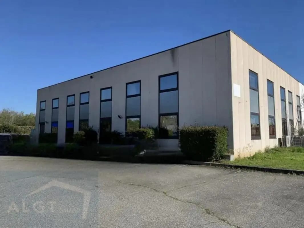 Flex in Portet-sur-Garonne for sale Building Photo- Image 1 of 13