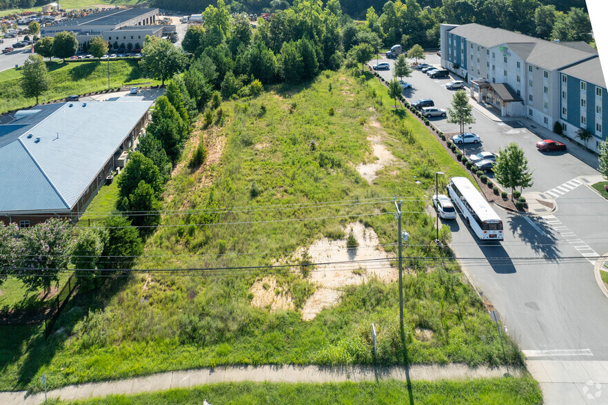 Statesville Rd, Charlotte, NC for sale - Primary Photo - Image 1 of 4