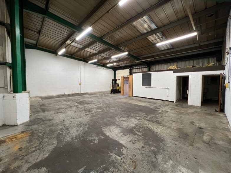 Jedburgh Ct, Gateshead for lease - Building Photo - Image 2 of 8