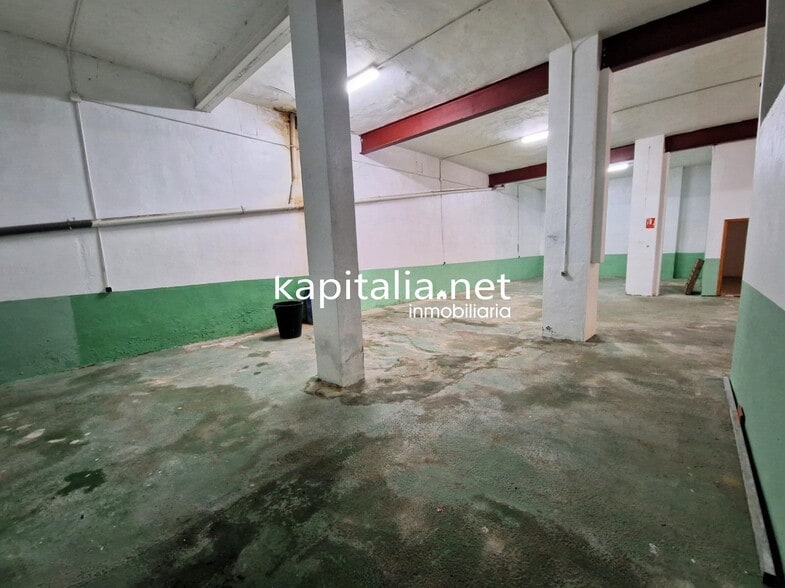 Industrial in València, Valencia for sale - Building Photo - Image 1 of 14