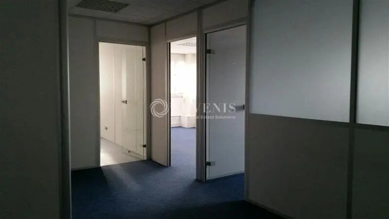 Location Bureaux 70 m² à 1 369 m² - Photo 1