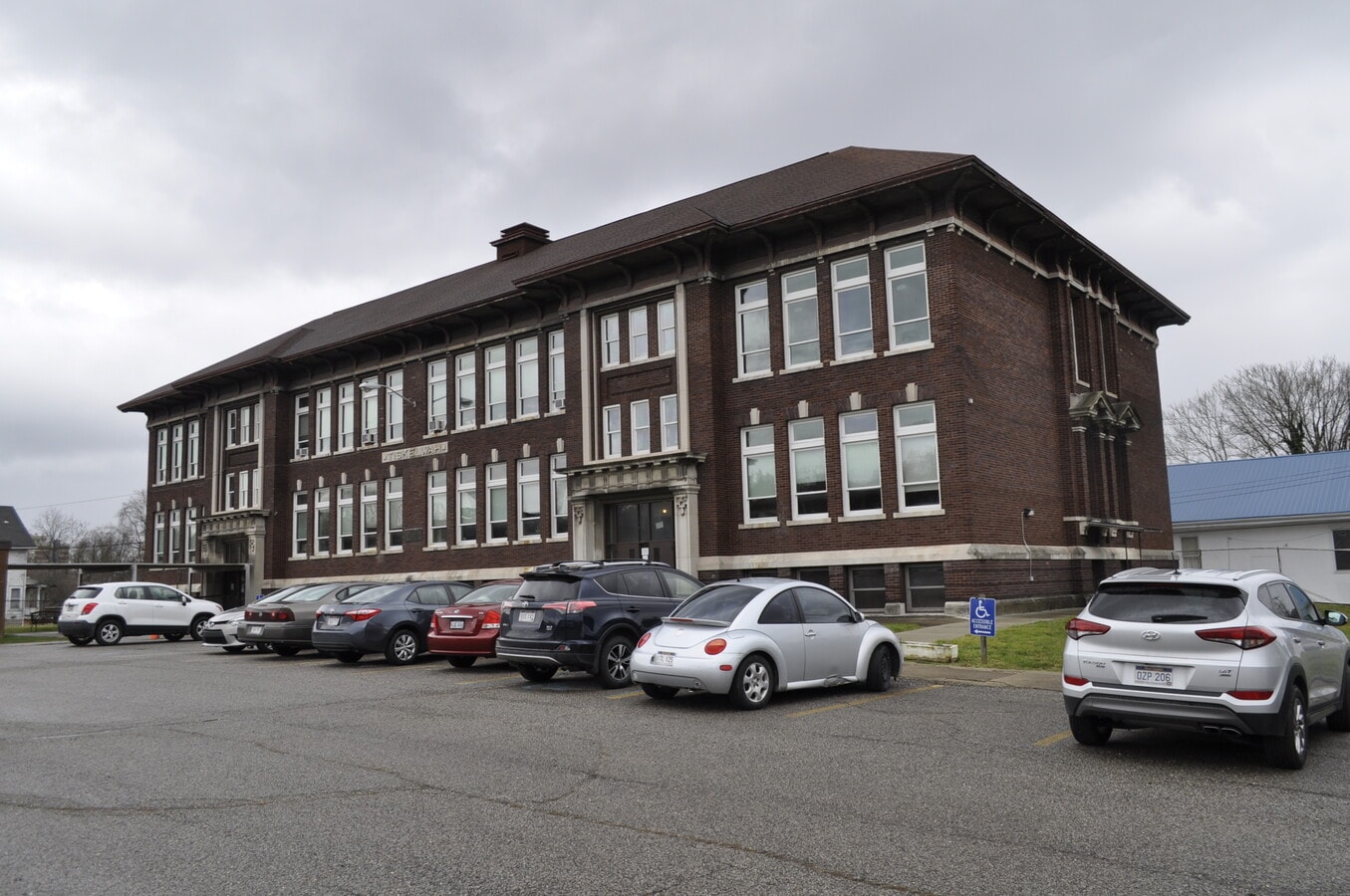 600 Florida St, Charleston, WV, 25302 – Loft/Creative Space Property For Sale | www.realcorpinc.com