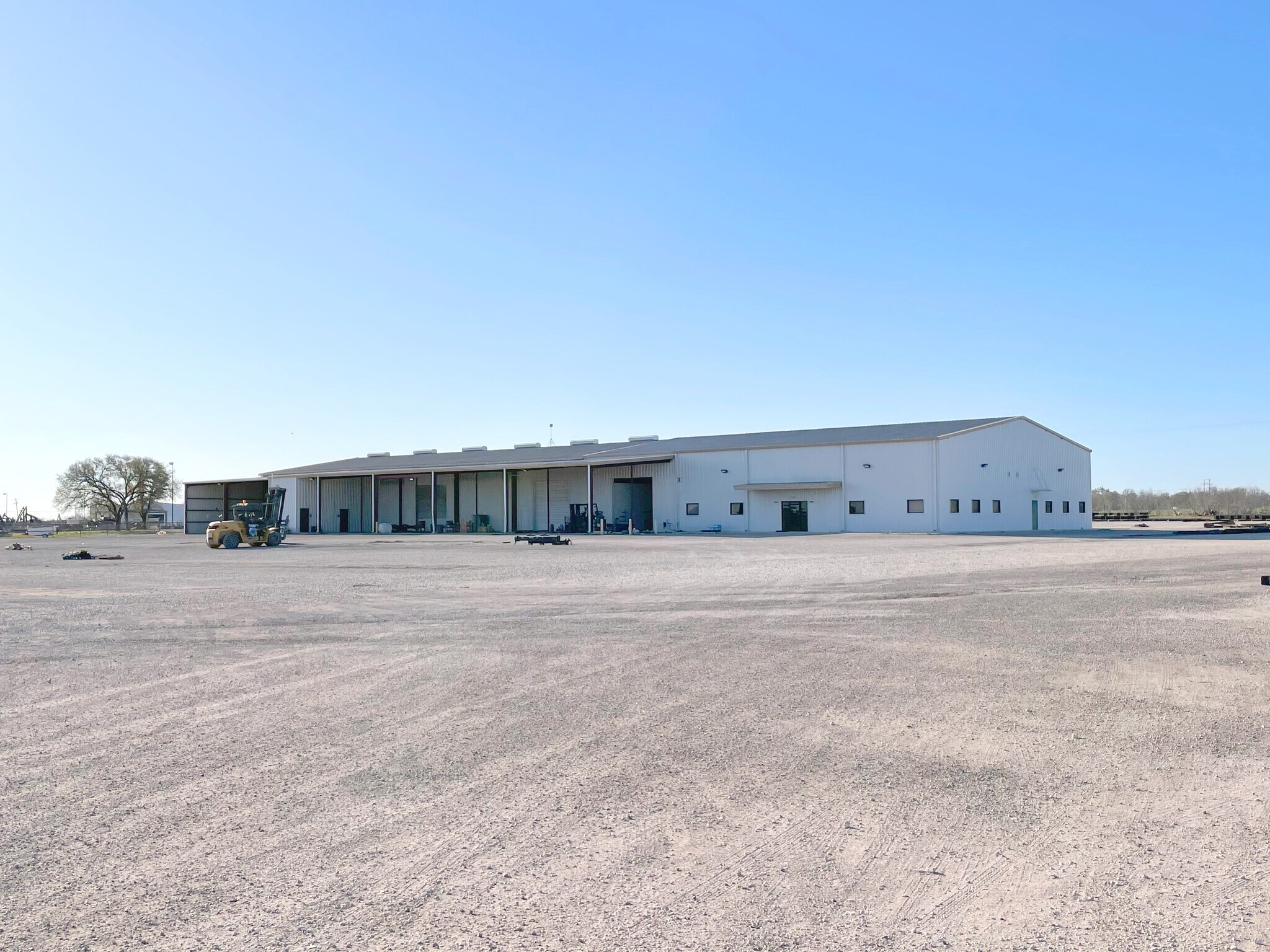 167 Old Pearsall Rd, Jourdanton, TX for sale Primary Photo- Image 1 of 1